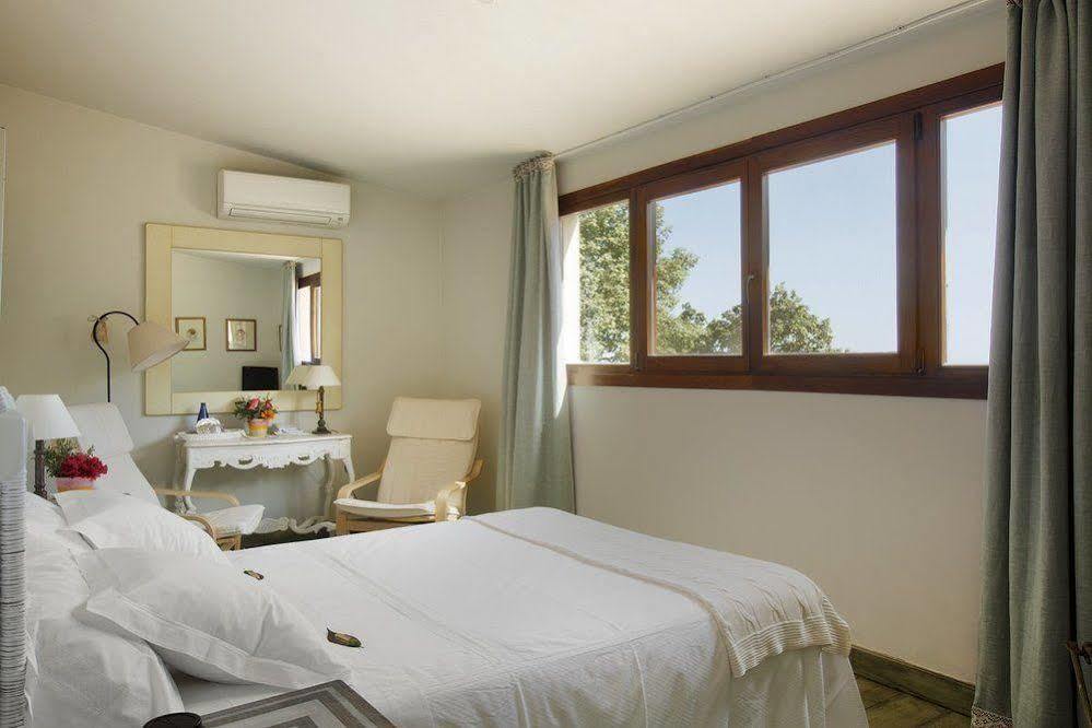 Hotel Nabia カンデレダ エクステリア 写真