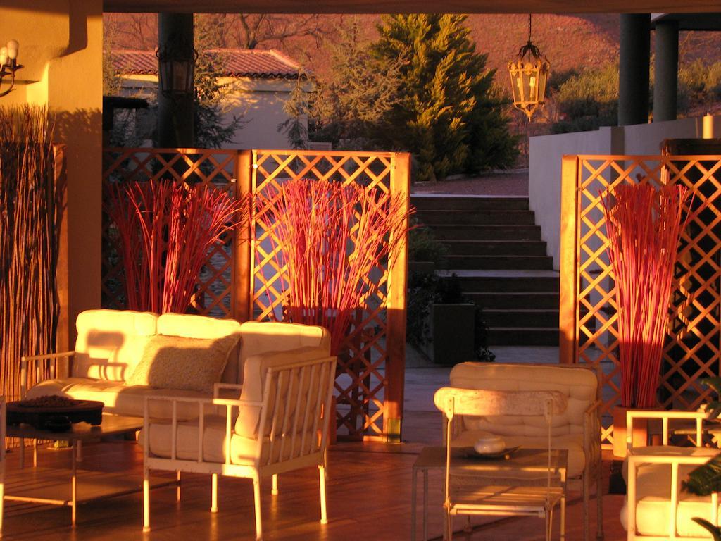 Hotel Nabia カンデレダ エクステリア 写真